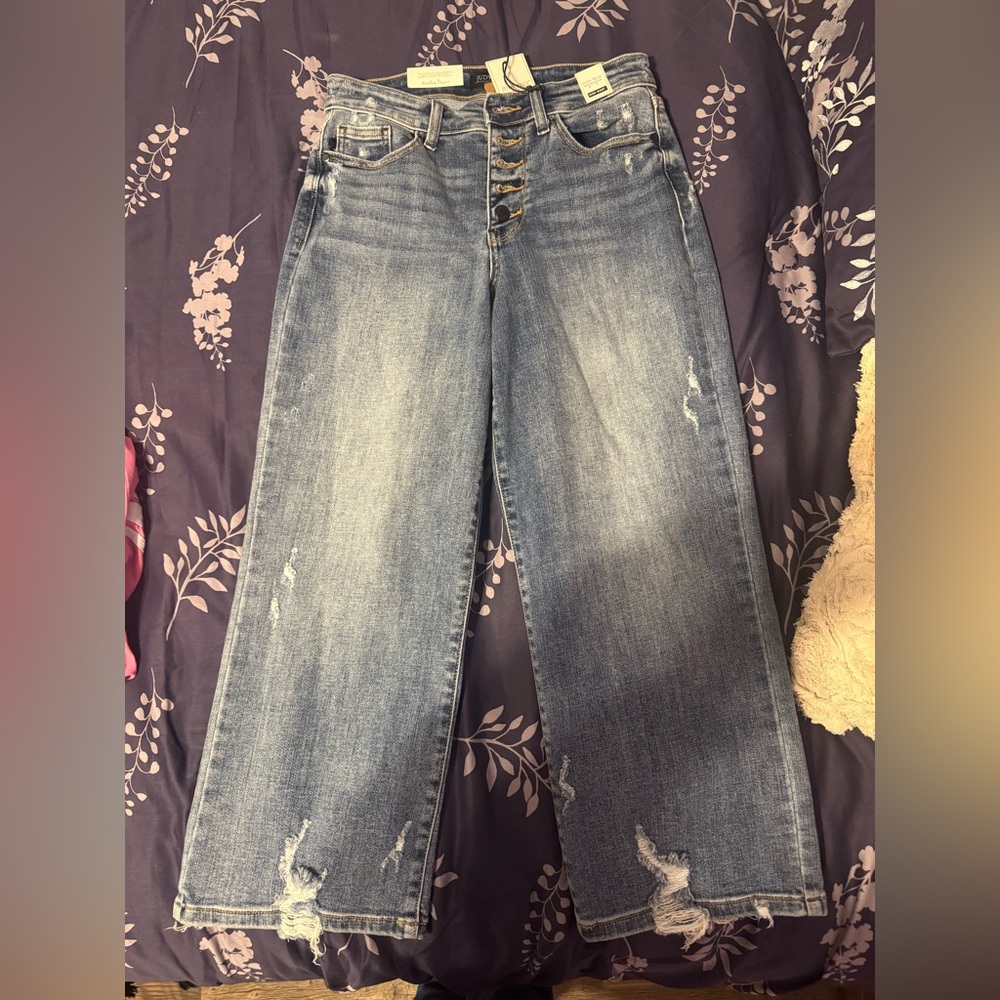 NWT Judy Blue wide leg crops